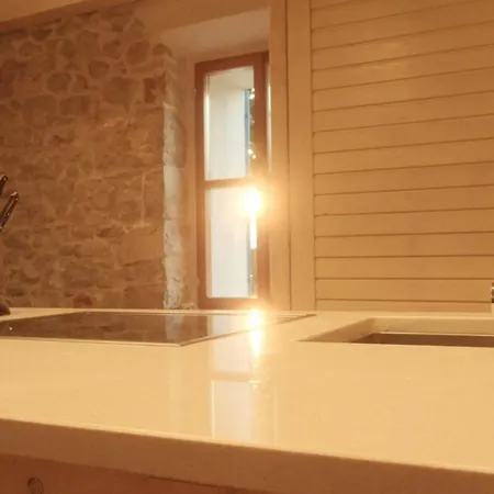 Holiday home Kamena Kuca Mamma Mia *