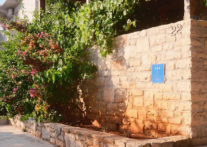 Stone Mamma Mia Feriehus Sukošan